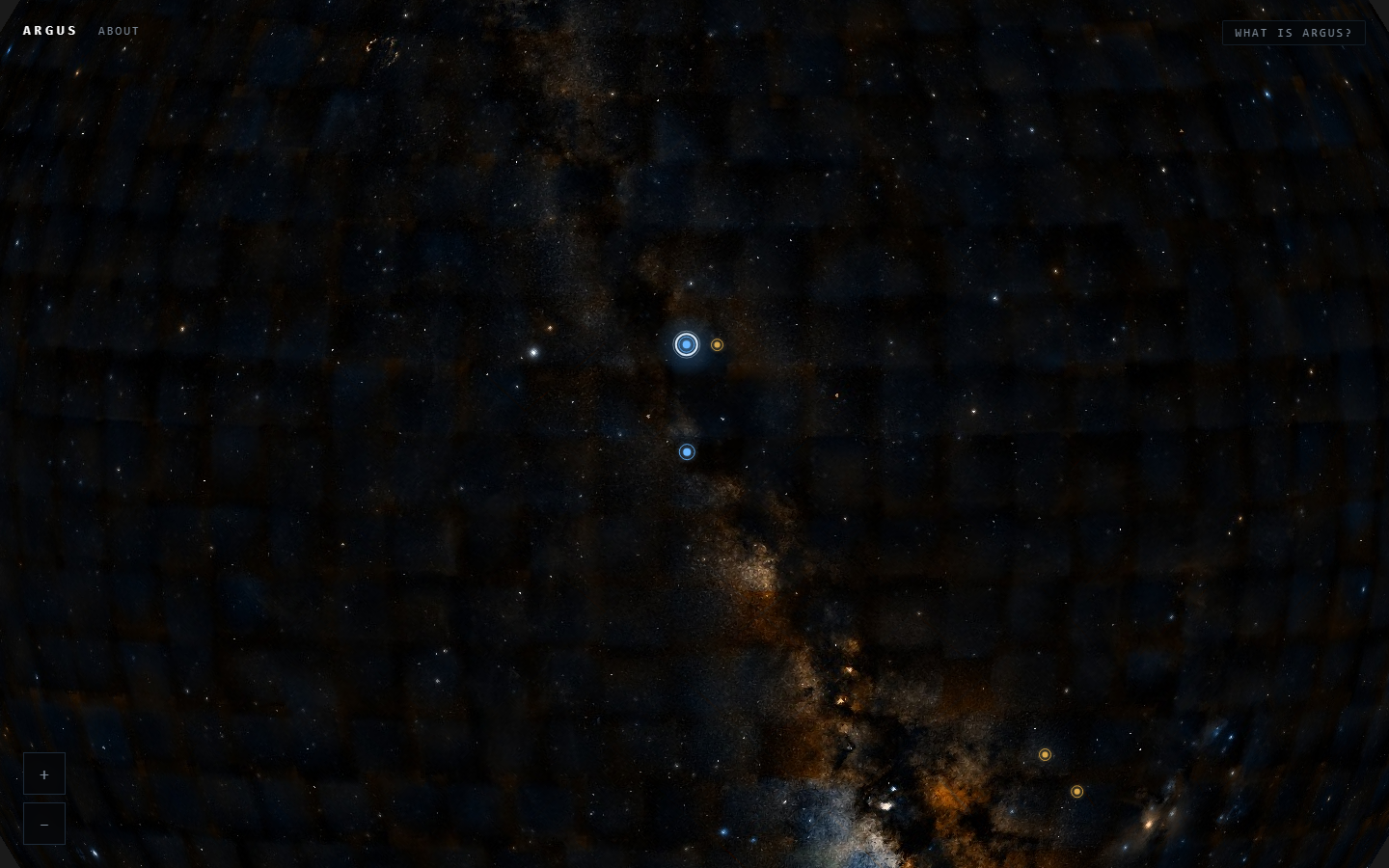 Argus sky view — full-screen Aladin sky with the overlay sentence